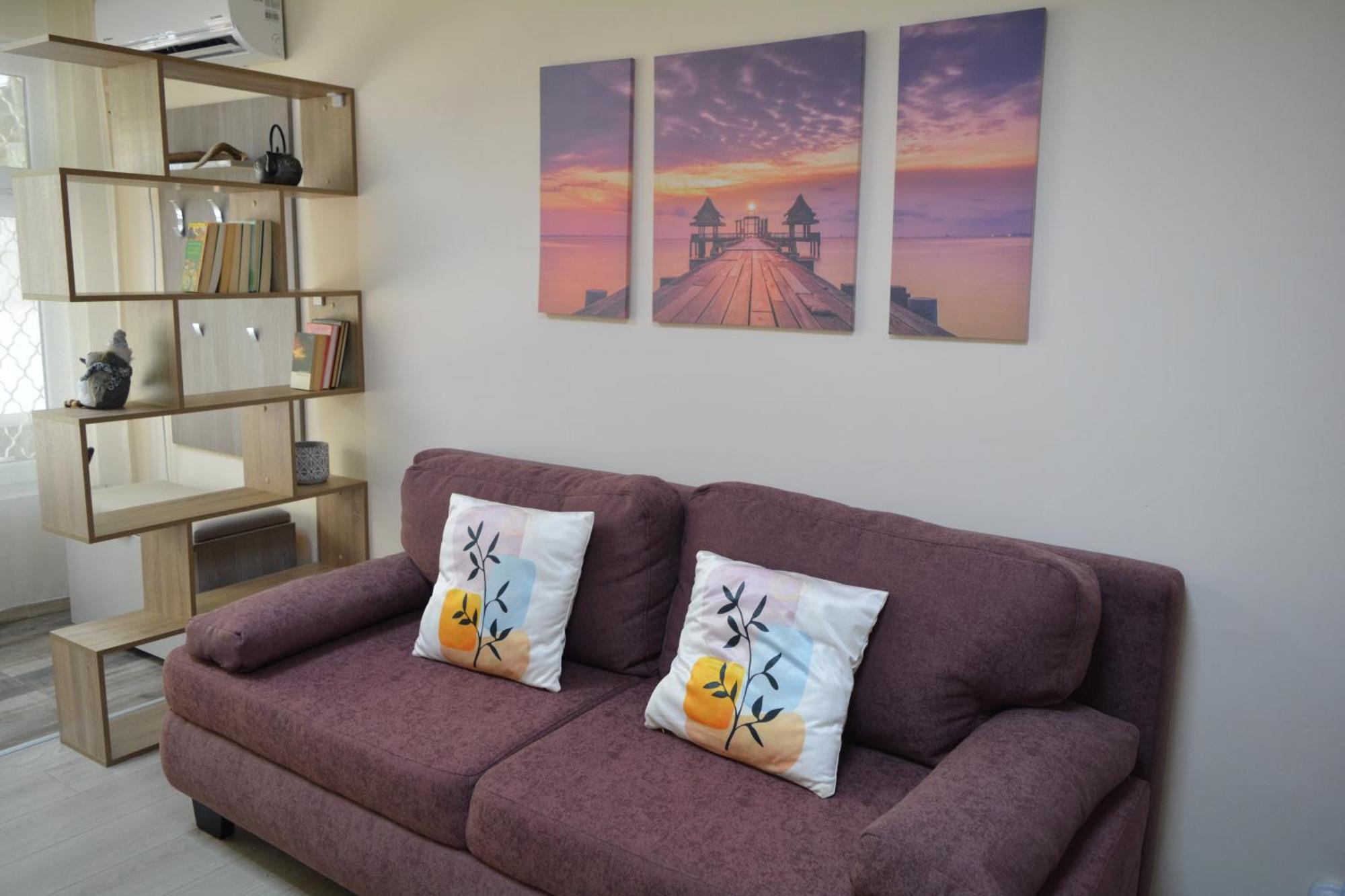 City Center Apartment With A Backyard Burgas Stad Buitenkant foto
